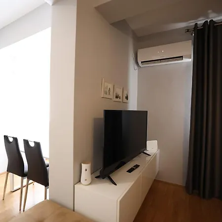 Arkle 3 Apartment *