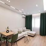 아파트 Arkle 3