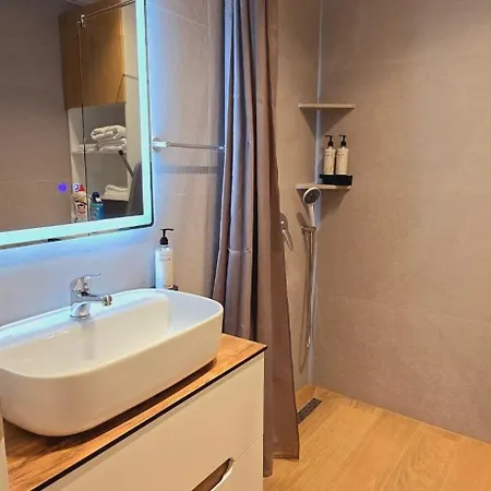 Arkle 3 Apartment