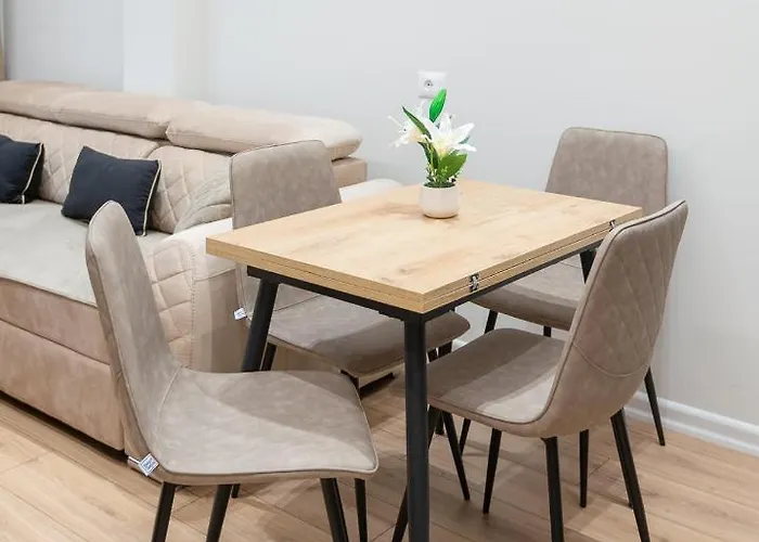 Arkle 3 * تيرانا